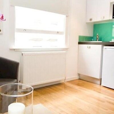 Hyde Park Executive Aparthotel 4*