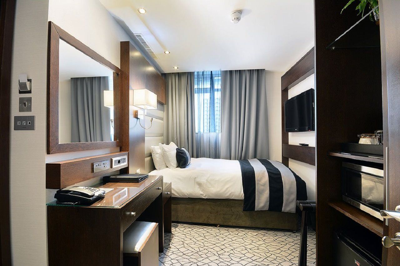 Hotel Park Grand Paddington Court