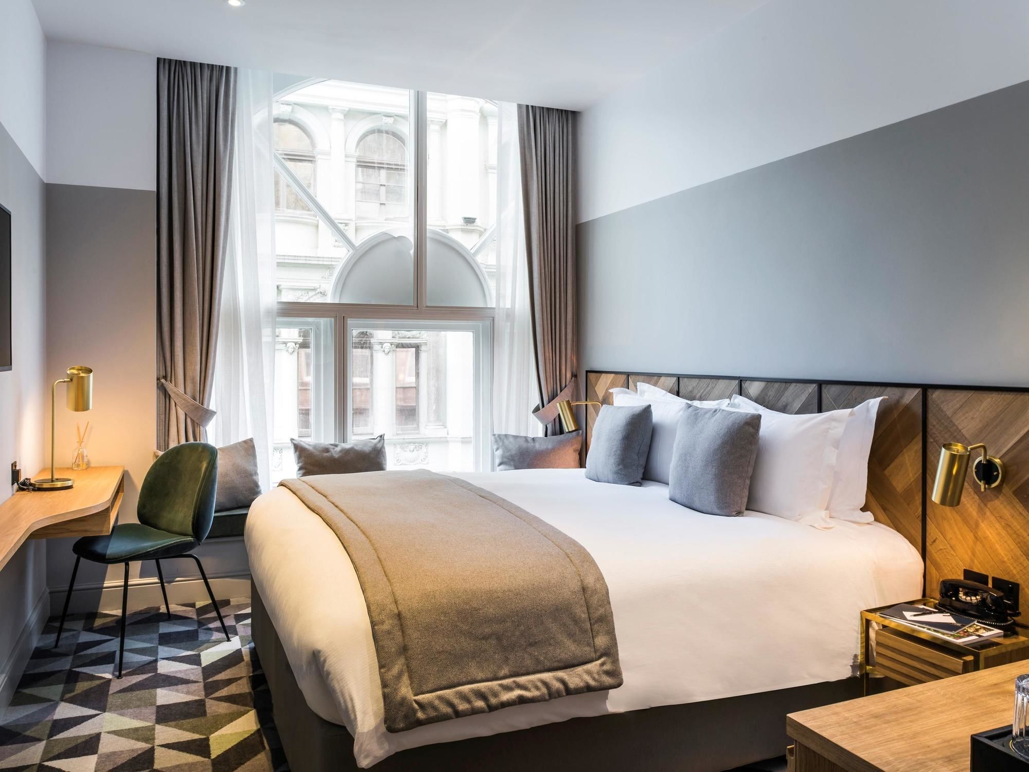 Victory House Leicester Square Hotel Londen