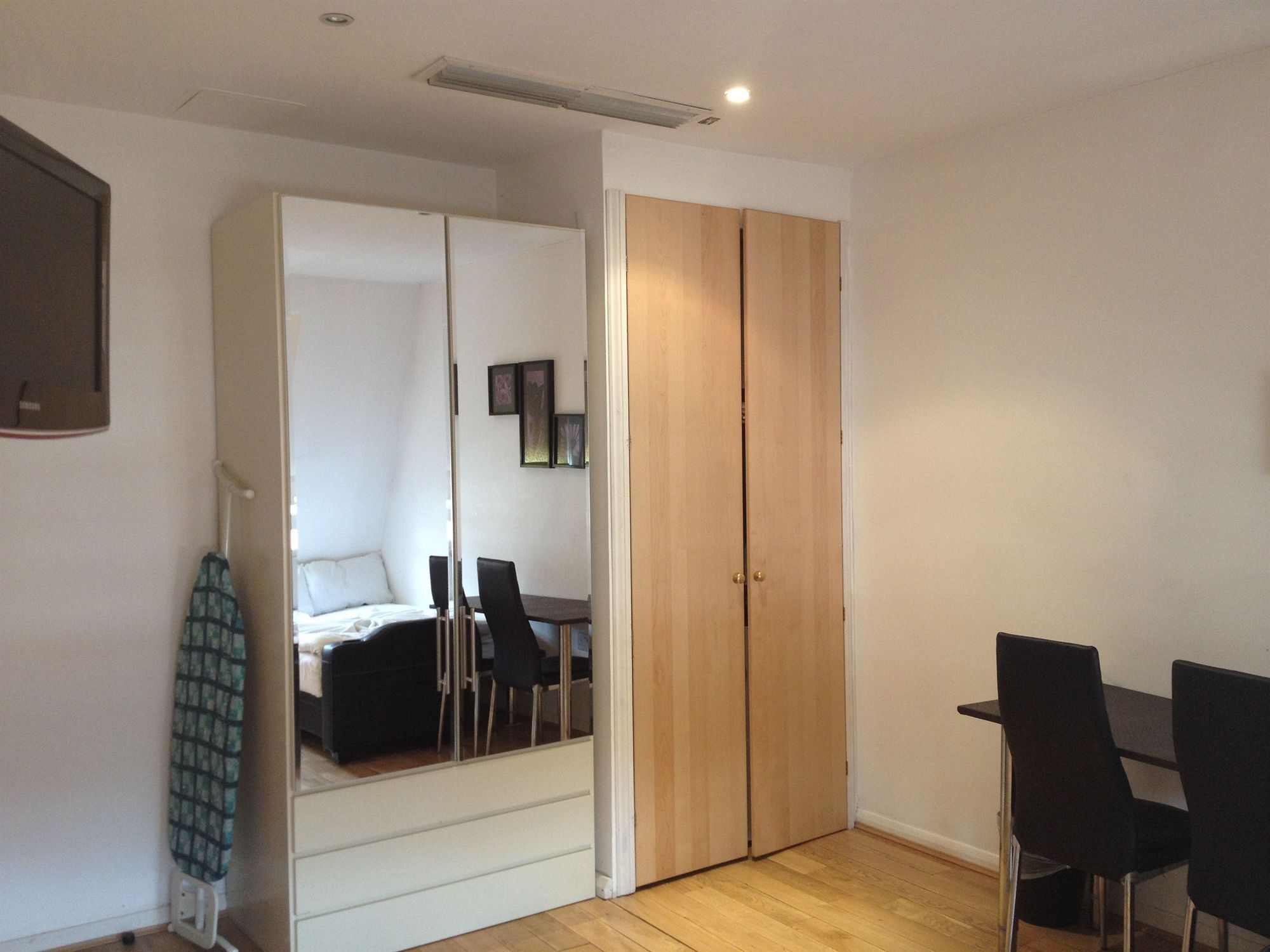 Nox West Hampstead London