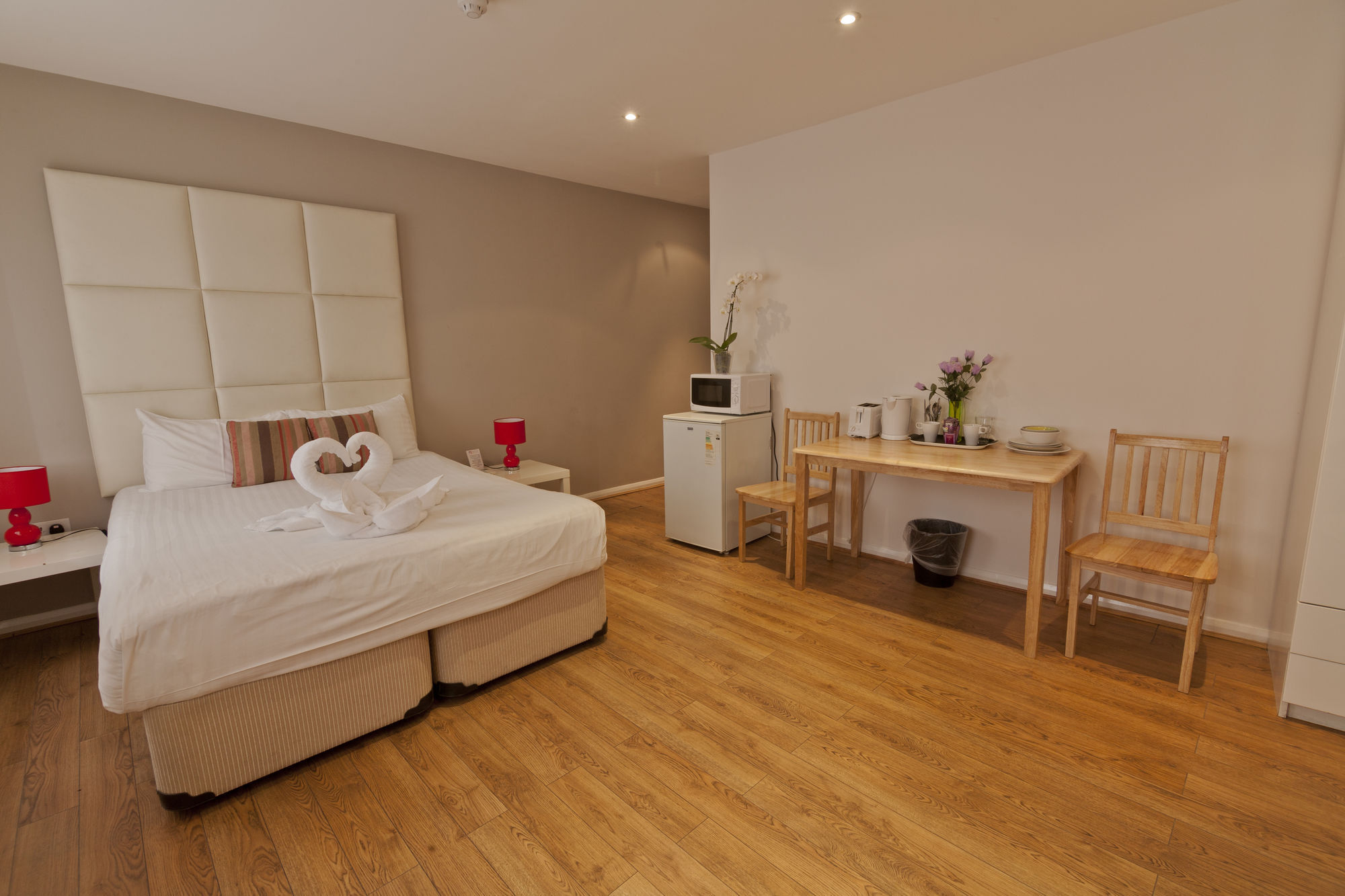 Nox West Hampstead London