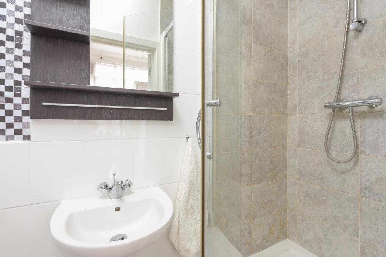 Bed & Breakfast Central London Rooms