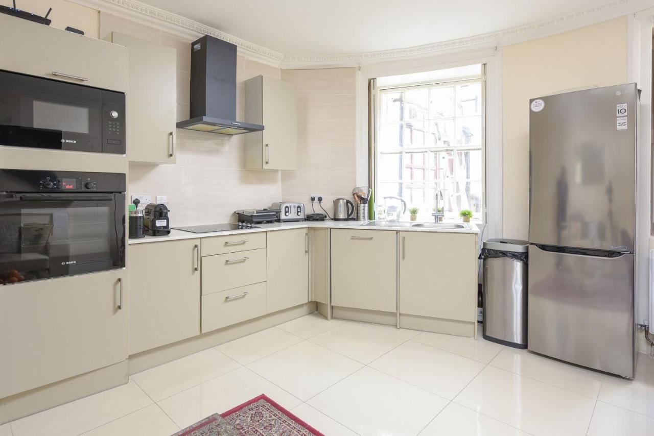 Central London Rooms Bed & Breakfast