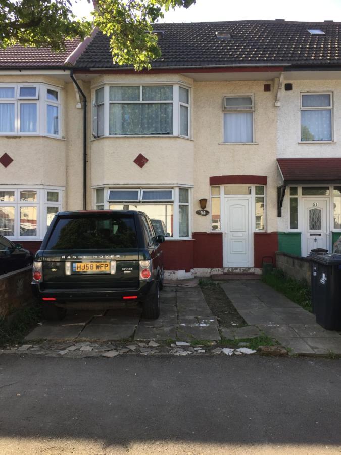 Wesley Avenue Londen