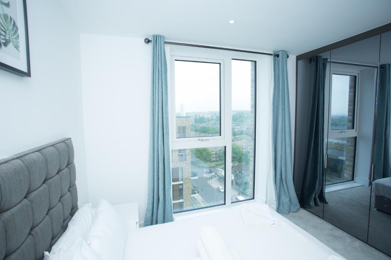 High View Two Bedroom In Woolwich Lägenhet London