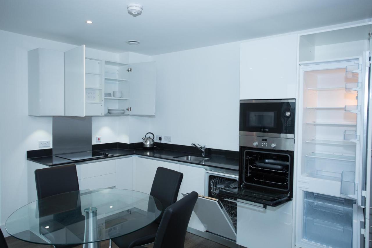 High View Two Bedroom In Woolwich Lägenhet