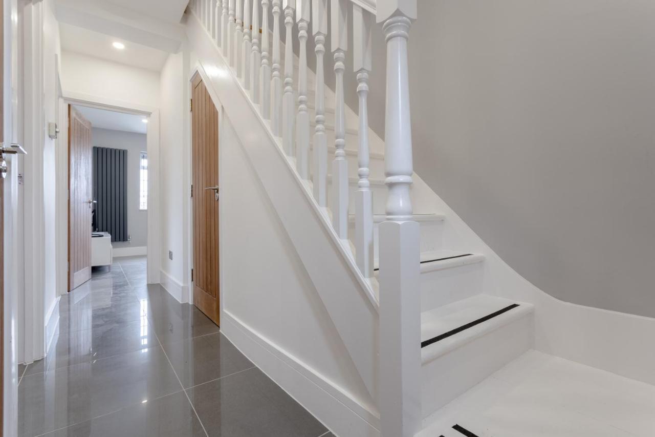 Gorgeous Duplex Near Canary Wharf, Excel & O2 Apartment *
