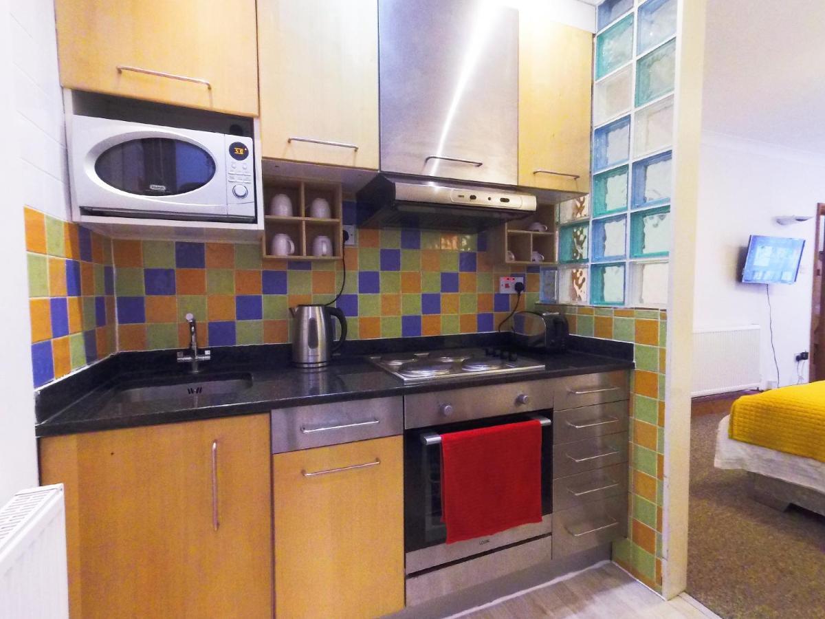 Flat 1 At 6 Taunton Mews * Londra