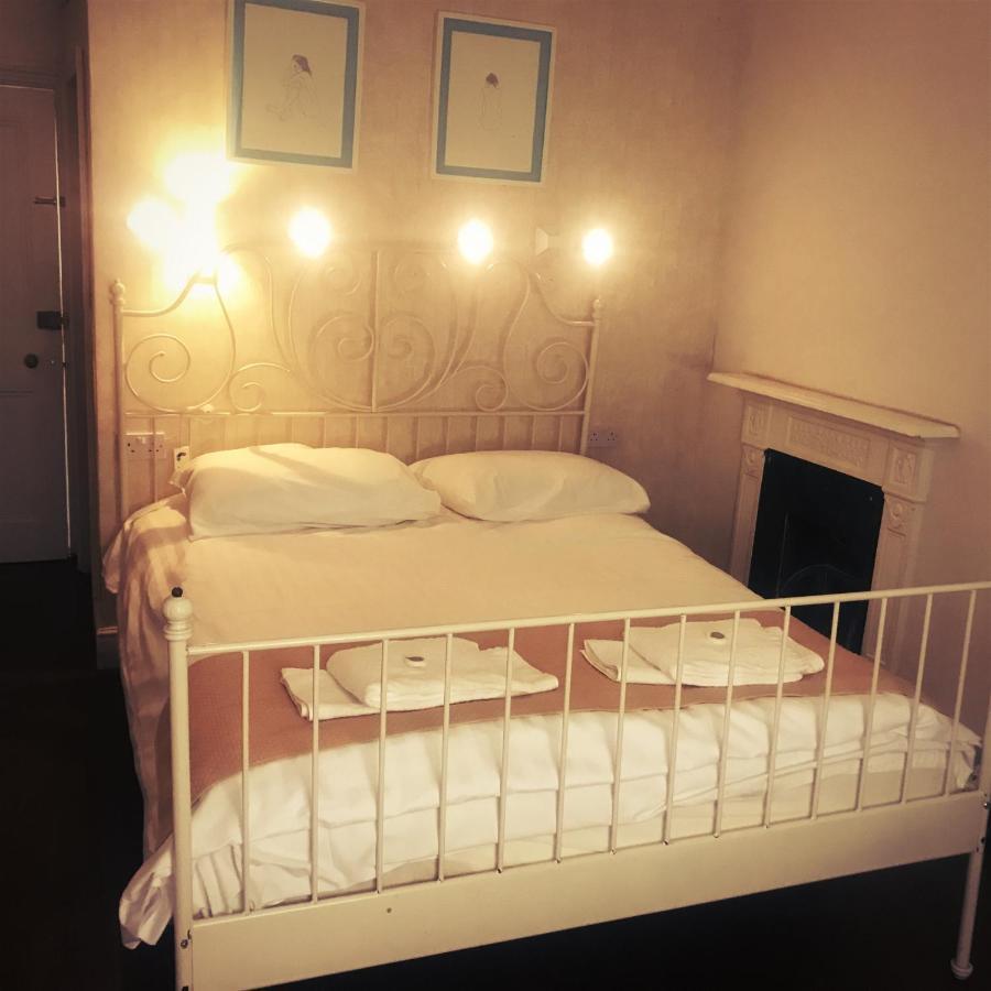 Bed & Breakfast Tourian Lounge Hotel