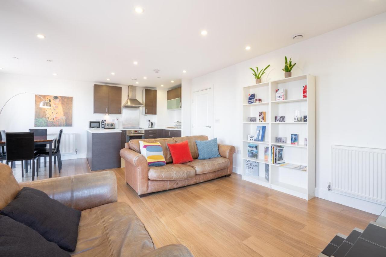 I Am Serviced Apartment *