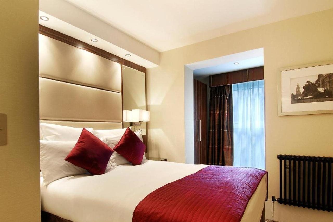 Grand Royale Hyde Park