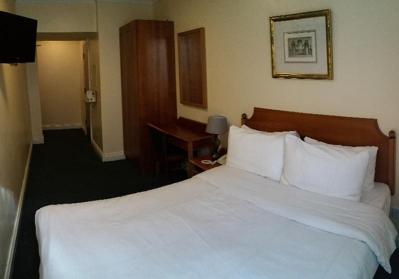 Mornington Victor Belgravia Hotel 4*