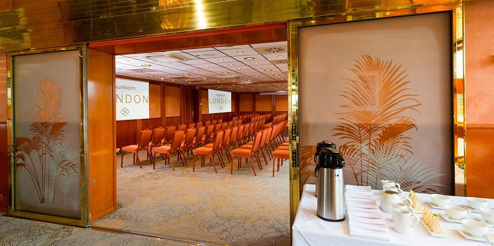 Sunborn Yacht Hotell London