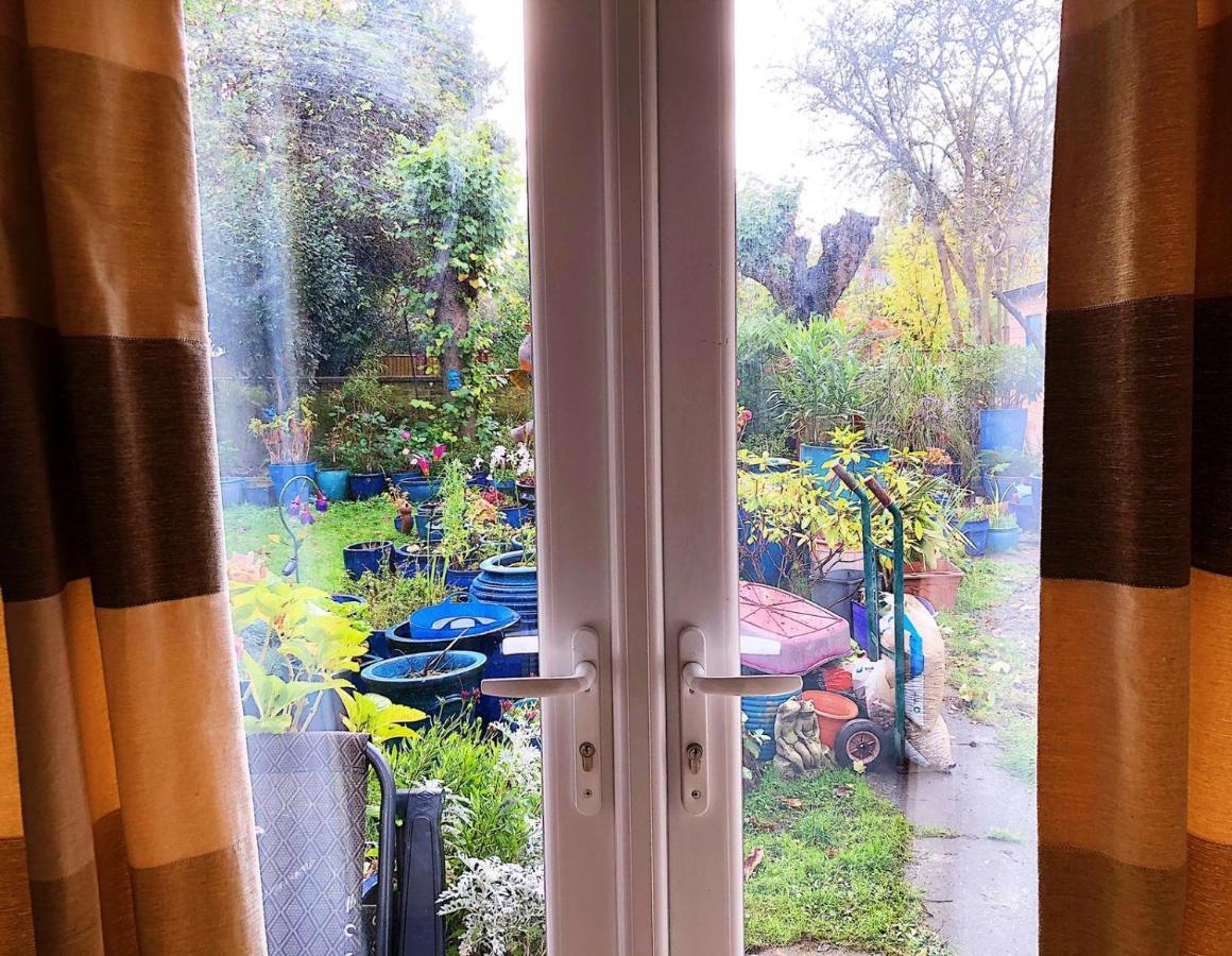 Caspian Pensionat London