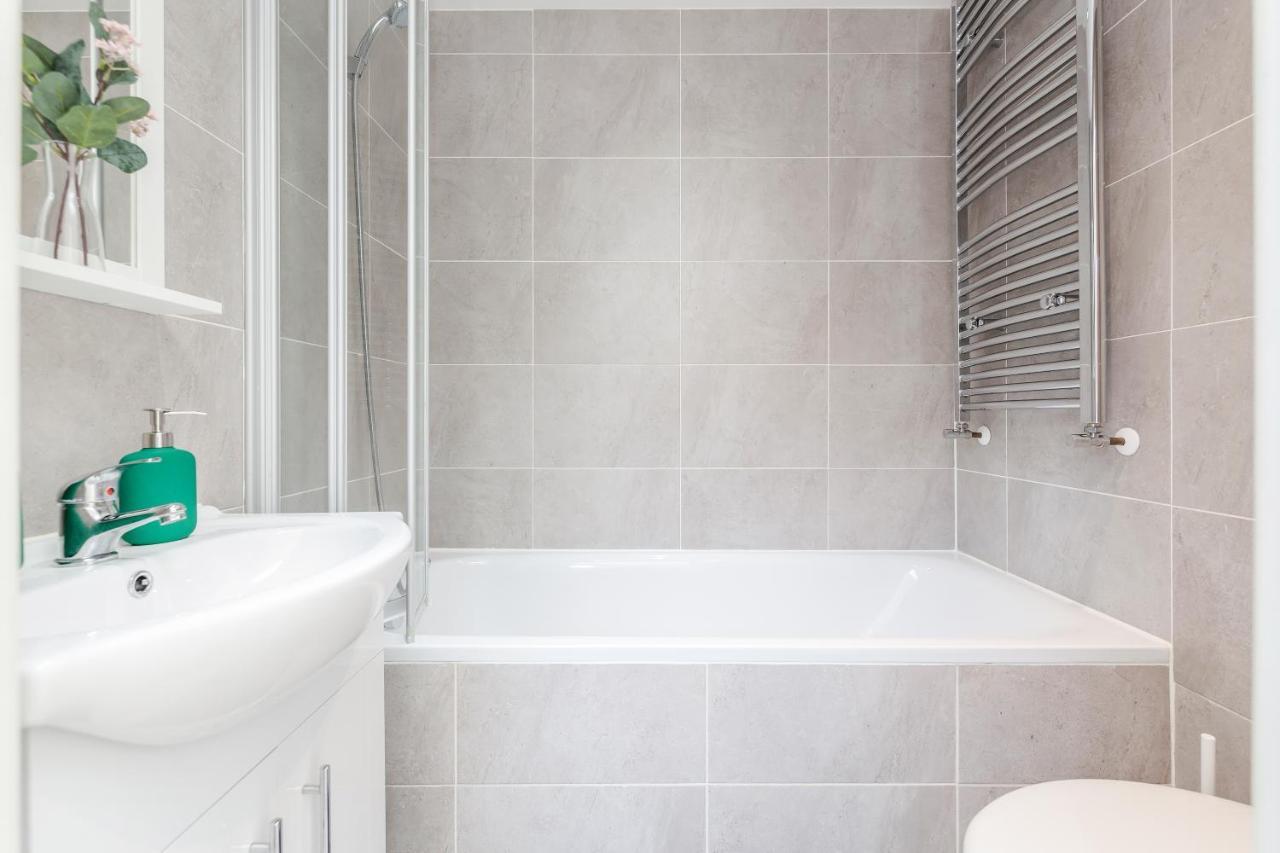 2 Bedrooms Serviced Excel Exhibition Centre, O2 Arena, Stratford Olympic City, Forest Gate, Central London