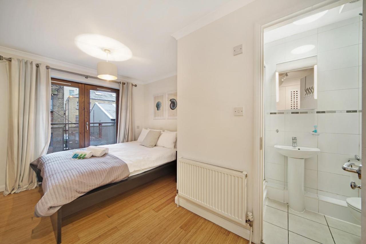 Appartement 2 Bed Chic Near Shoreditch & Liverpool St Free Wifi & Parking By Aparts Londen