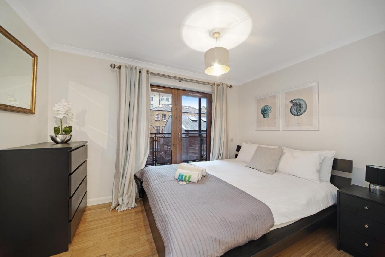 2 Bed Chic Near Shoreditch & Liverpool St Free Wifi & Parking By Aparts * Londen