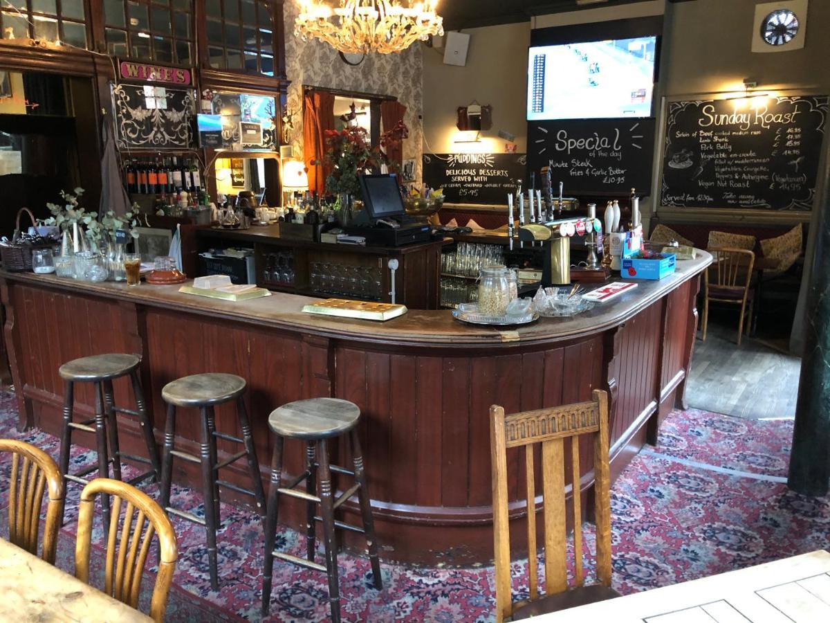 The Pear Tree 2* Londres