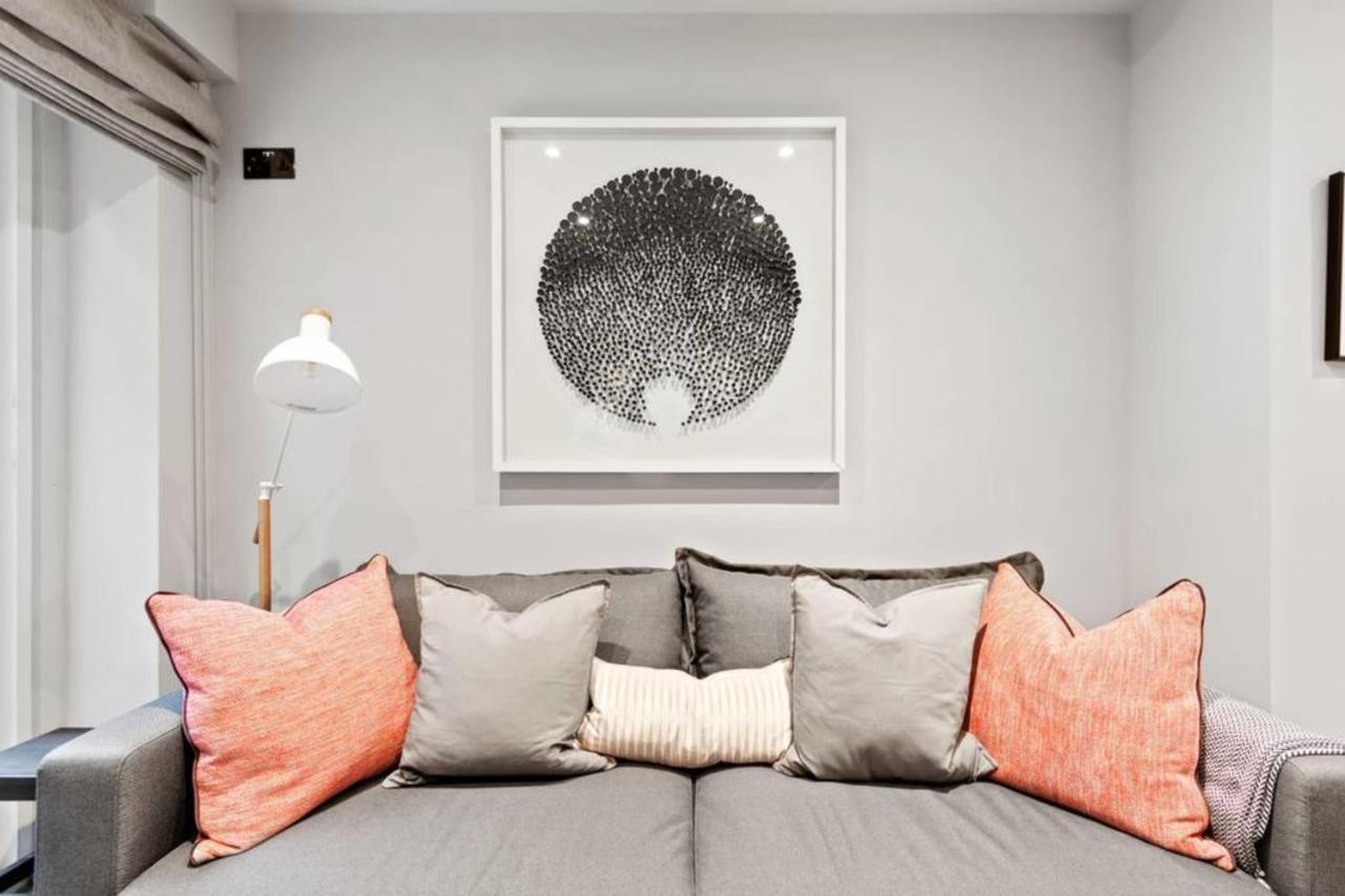 Design 1 Bed W/terrace Sleeps 3 In Camden Appartement Londen