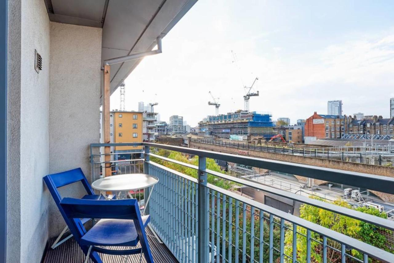 2 Bed Shoreditch With Parking Leilighet *