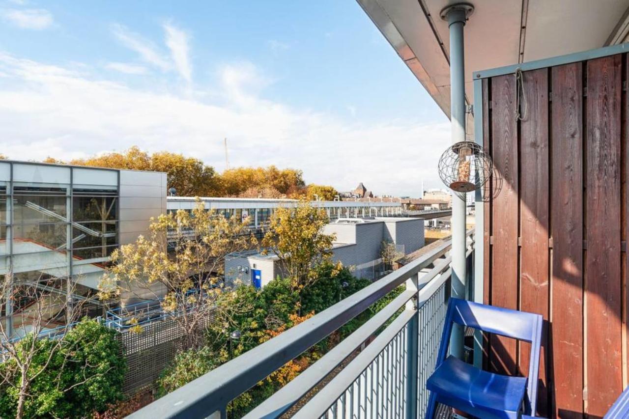 2 Bed Shoreditch With Parking Leilighet