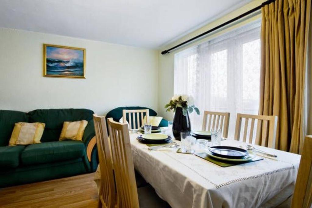 Wood Green Direct Tube Eurostar Heathrow, Close Ally Pally, Excellent For Contractors And Relocators Lägenhet London