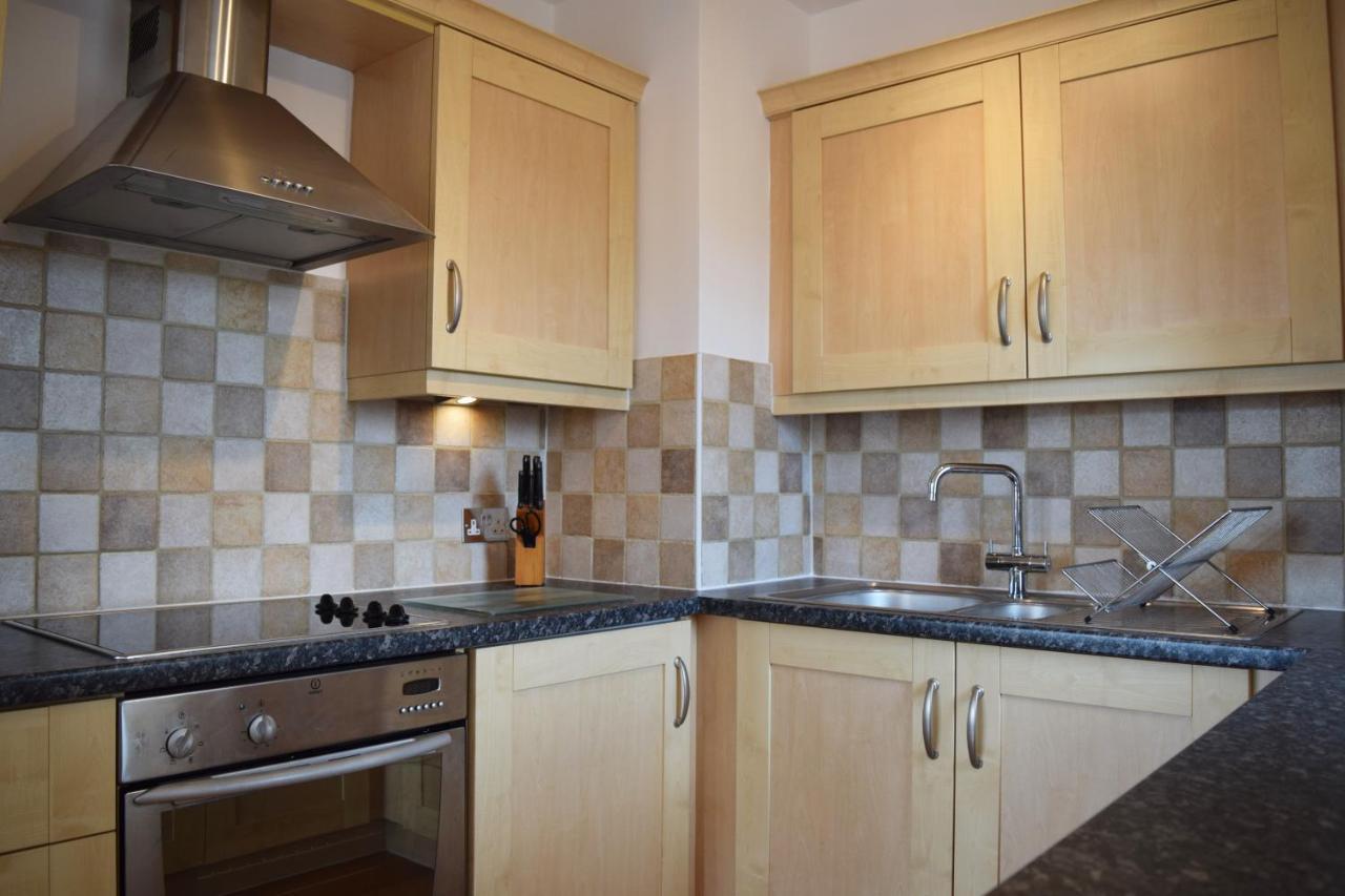 Splendid 1 Bed Flat In Stockwell, Sleeps 4 *