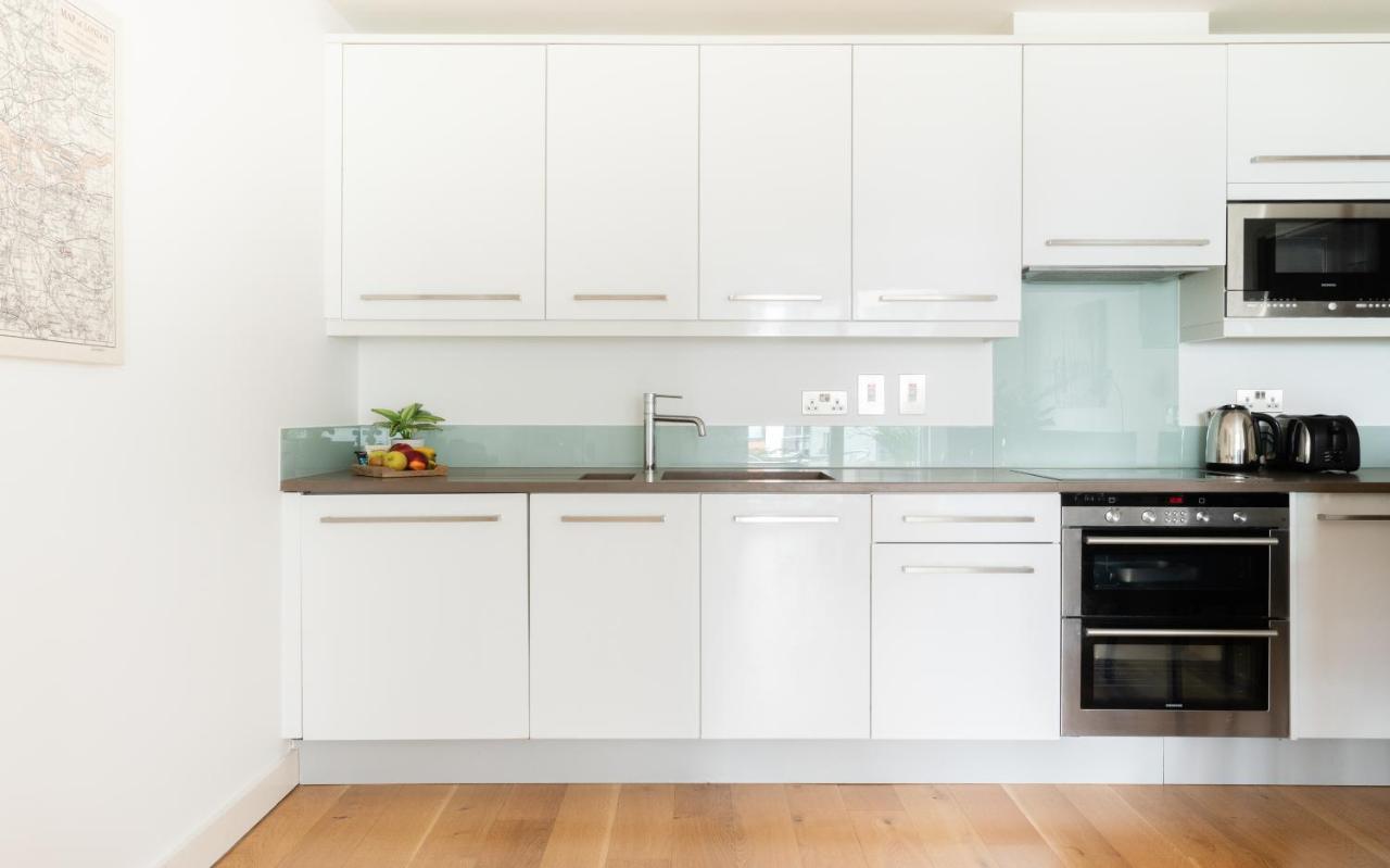 Lejlighed Fabulous 3 Bed 2 Bath Near Victoria Station London