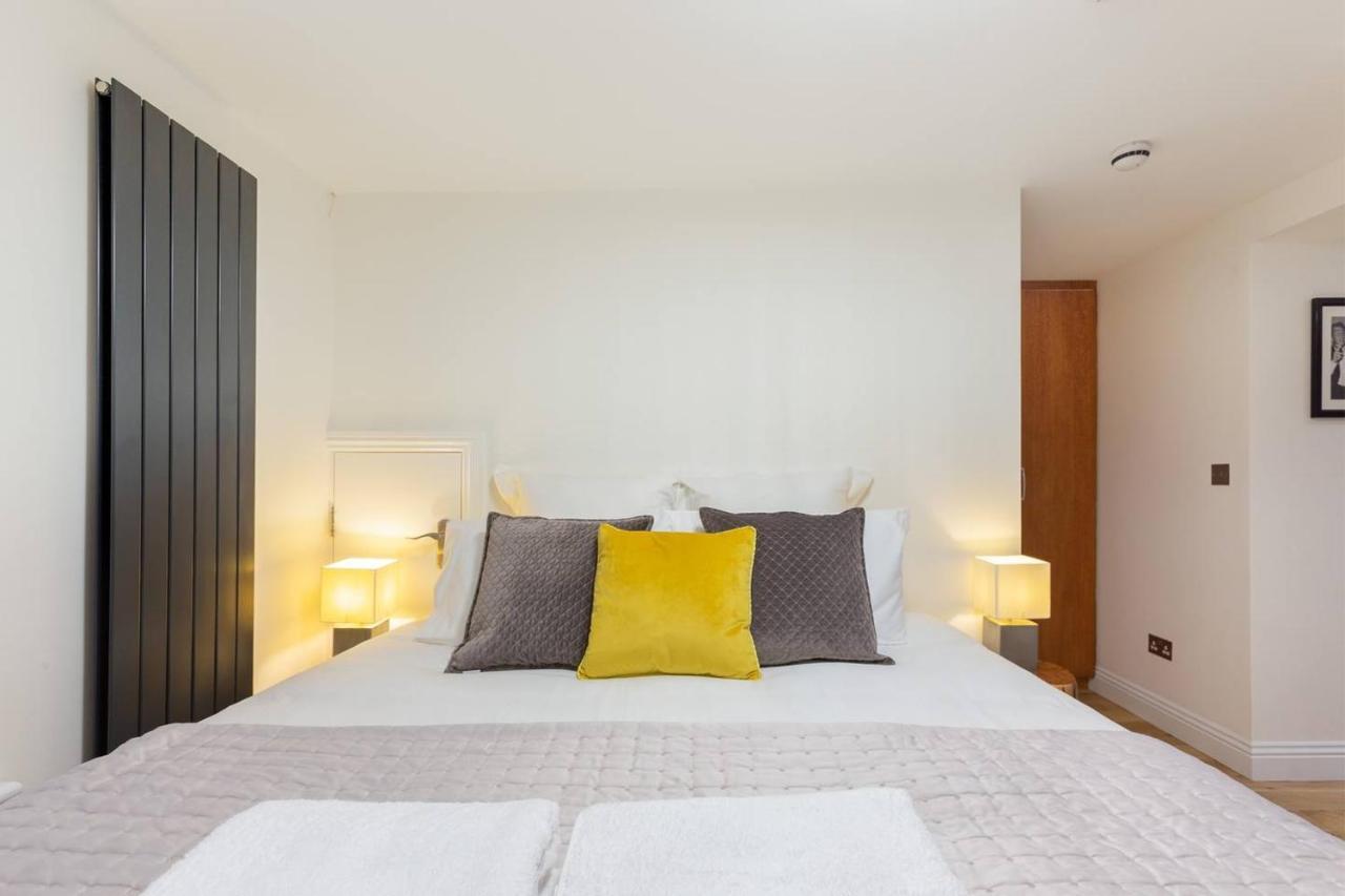 Luxury Apartment, Next To Paddington Station! London