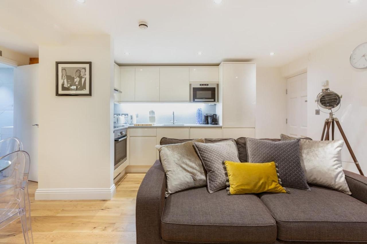 Apartment Luxury Apartment, Next To Paddington Station! London