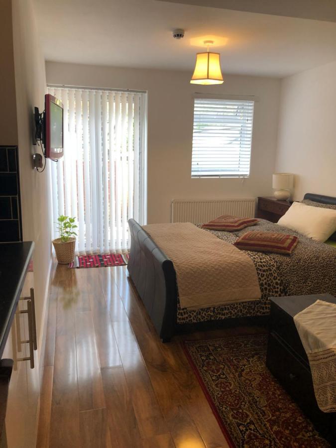 Eltham Flat * London