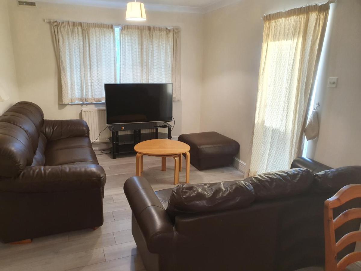 Elegant House 10 Minutes Walk To Wembley Stadium * Londres