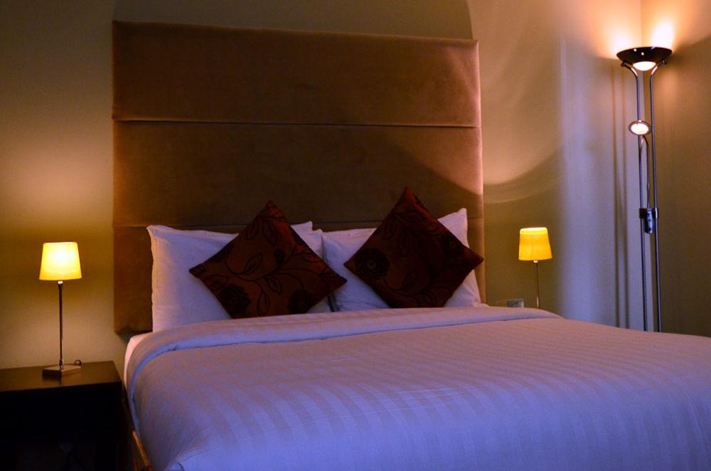 Axiom Park 4* London