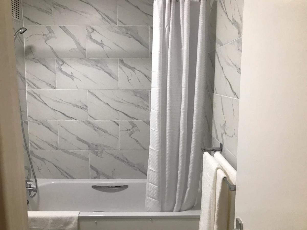 Luxury 2 Bedroom Flat In Abbey Wood, * Londres
