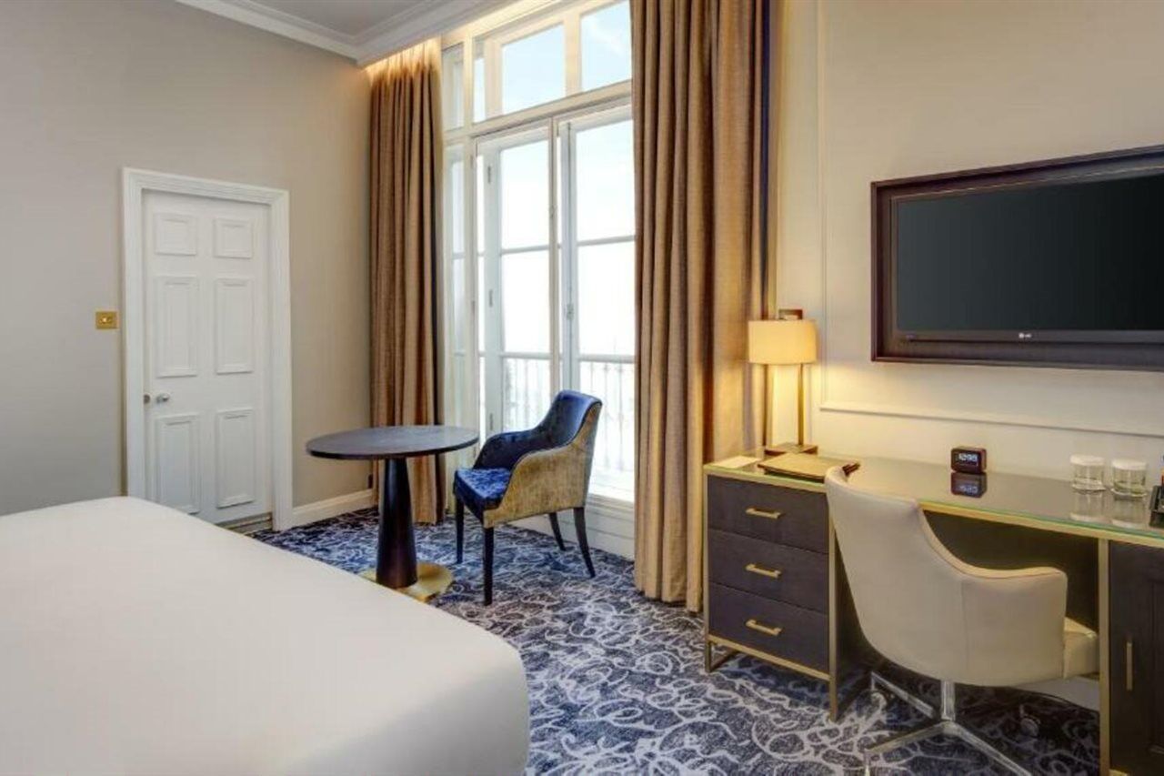 Hotell Hilton Euston 4*