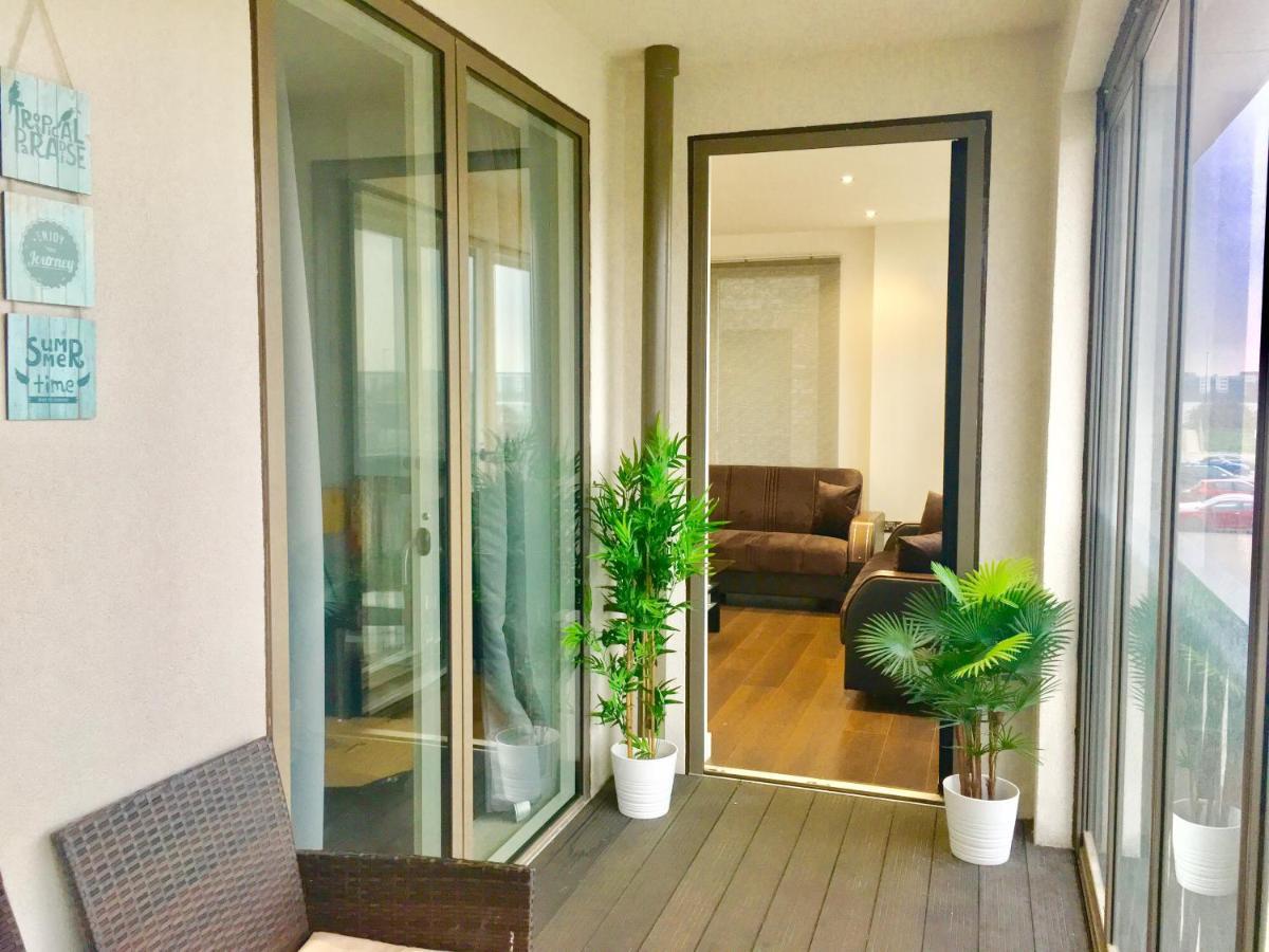 Excel 2 Bedrooms River View London