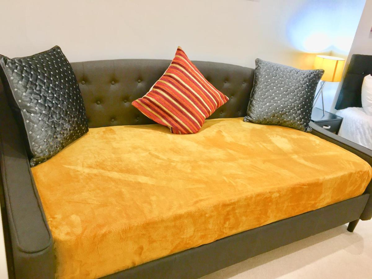 Excel 2 Bedrooms River View * London