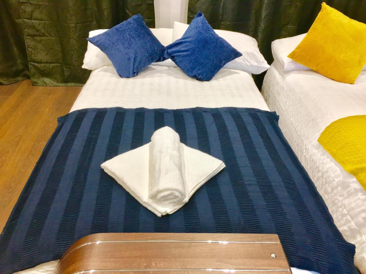 Excel 2 Bedrooms River View *