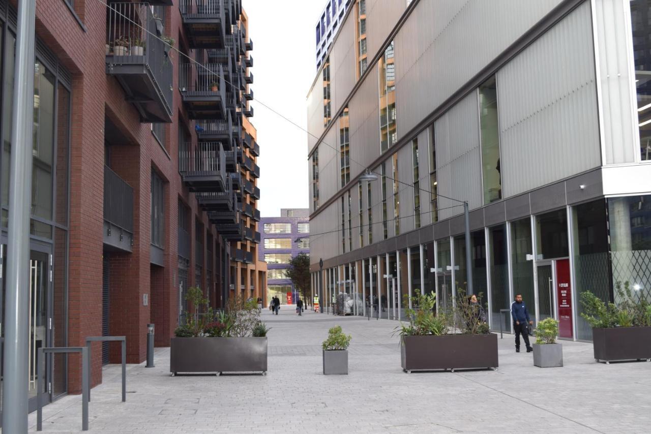 Apartment Island 3 Bedroom Luxury Apartments, Canary Wharf *