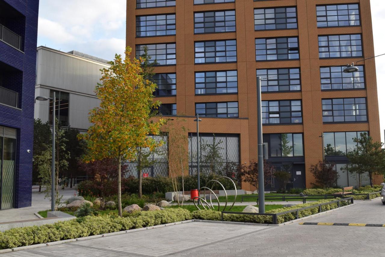Apartment Island 3 Bedroom Luxury Apartments, Canary Wharf