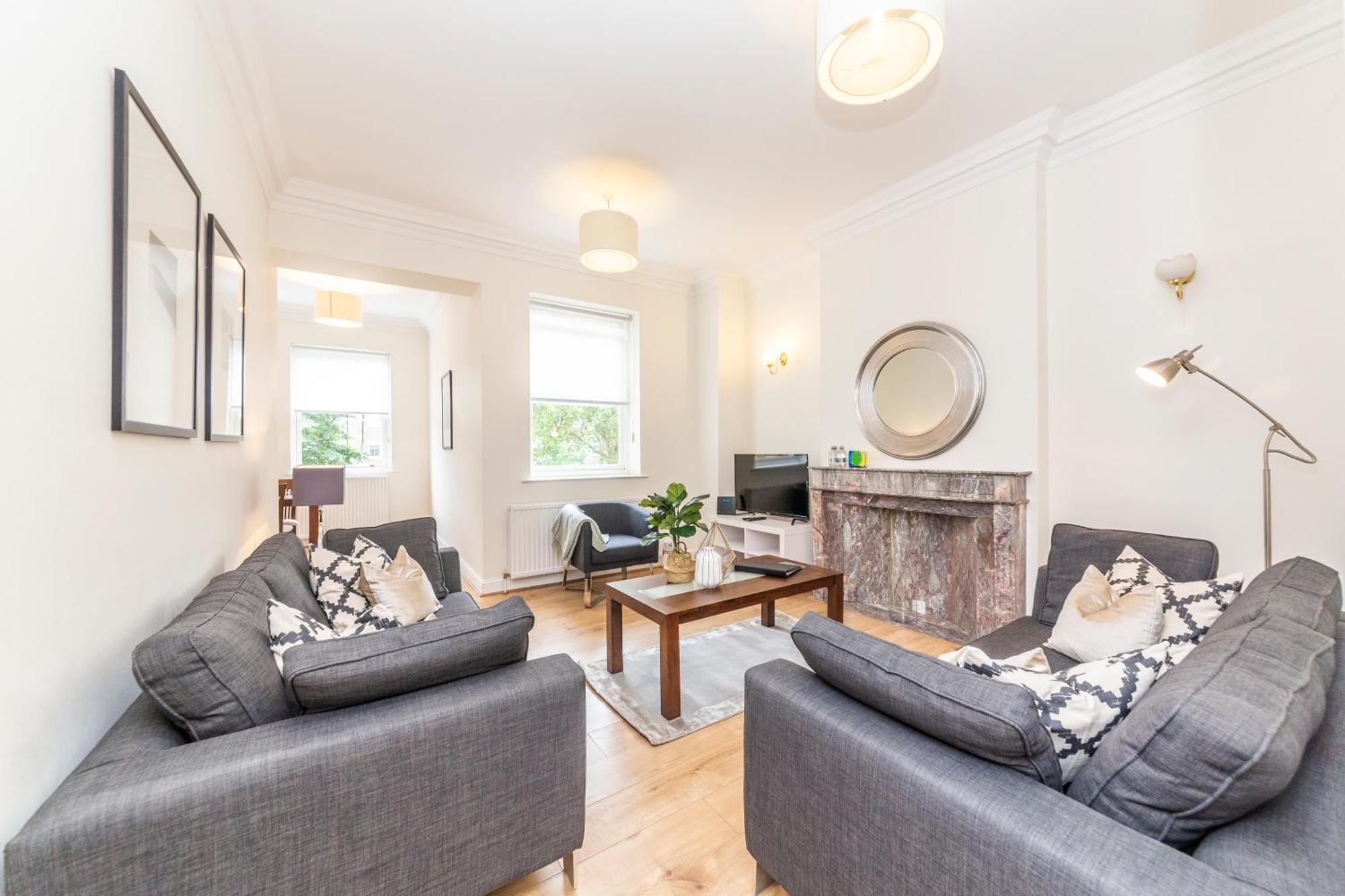 Somerset Court Kensington Apartment London