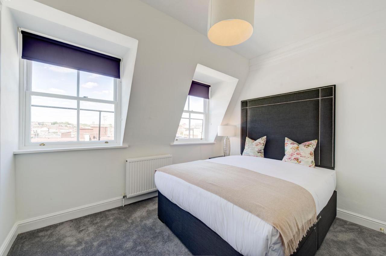 Somerset Court Kensington Apartment *