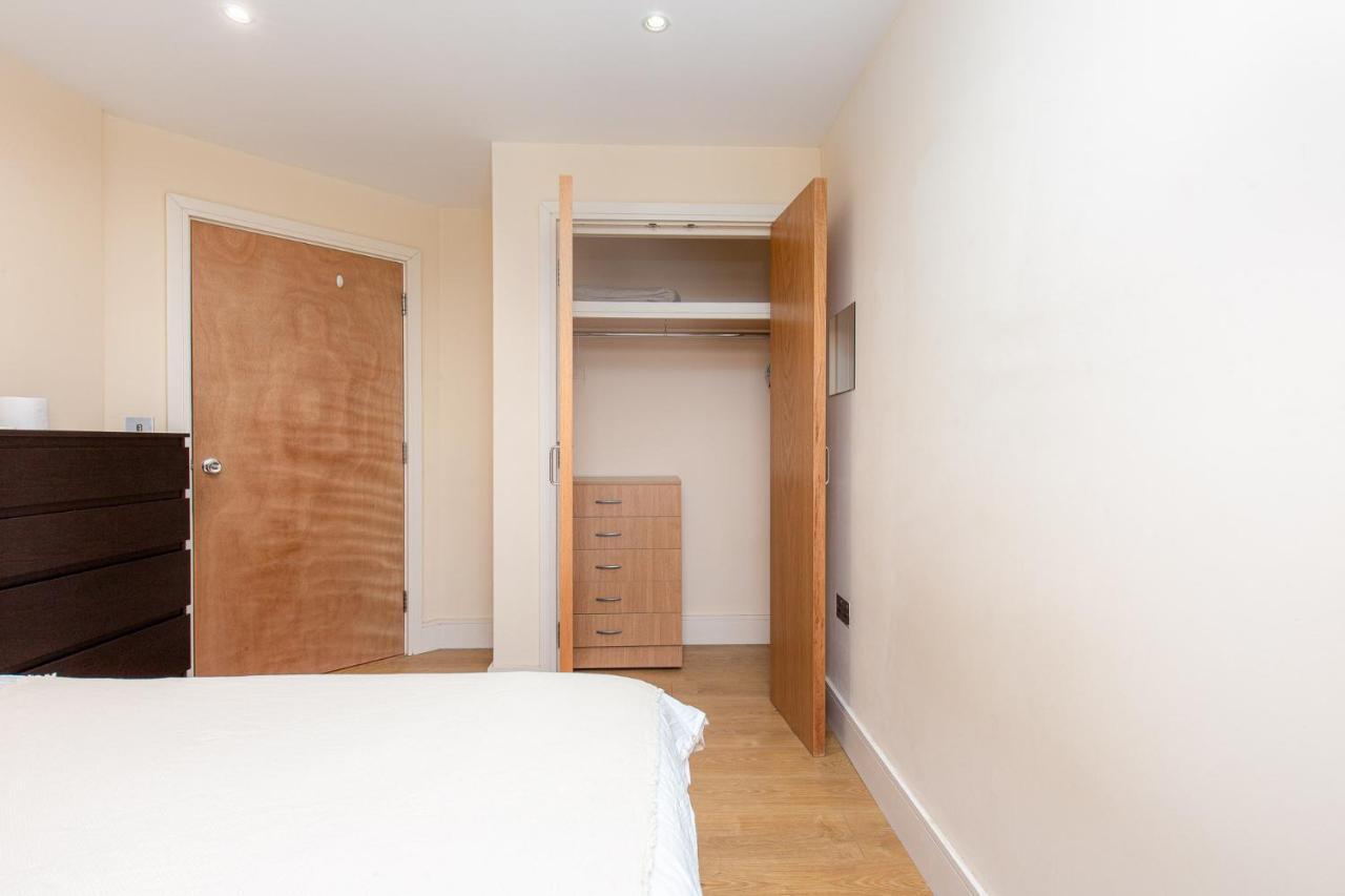 Guest house Park View London