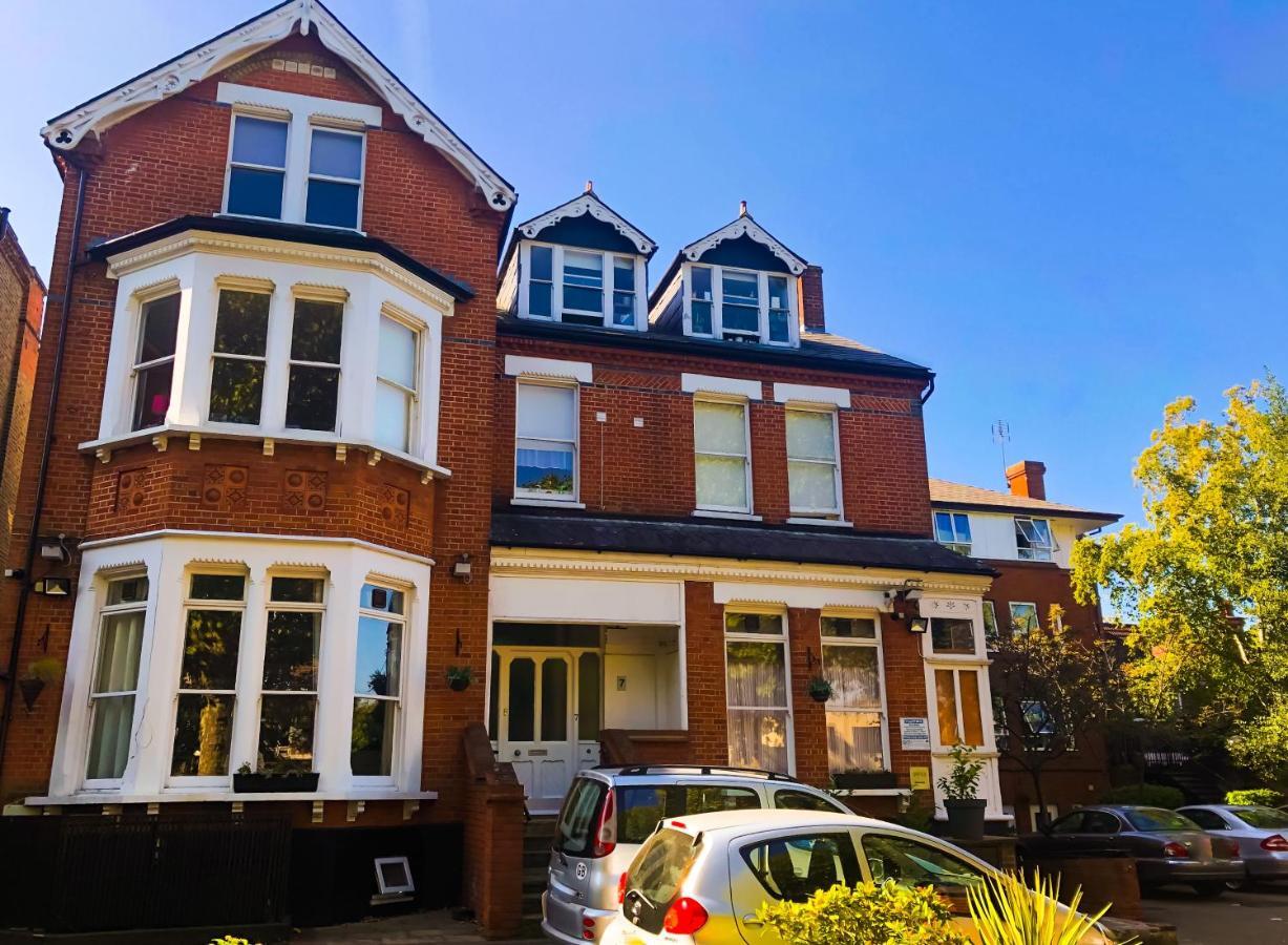 Apartment Mapesbury London