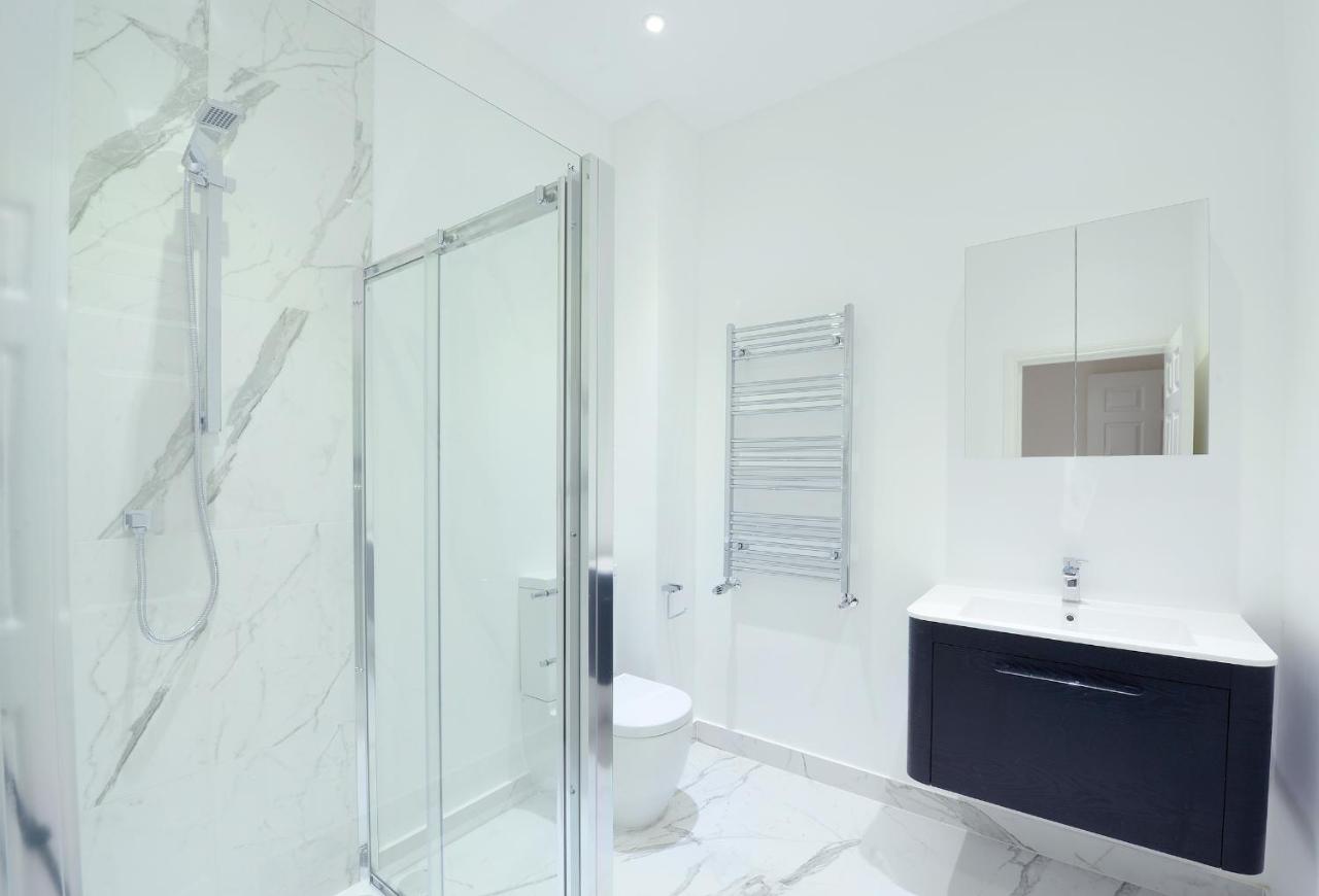 Somerset Court Kensington Apartment