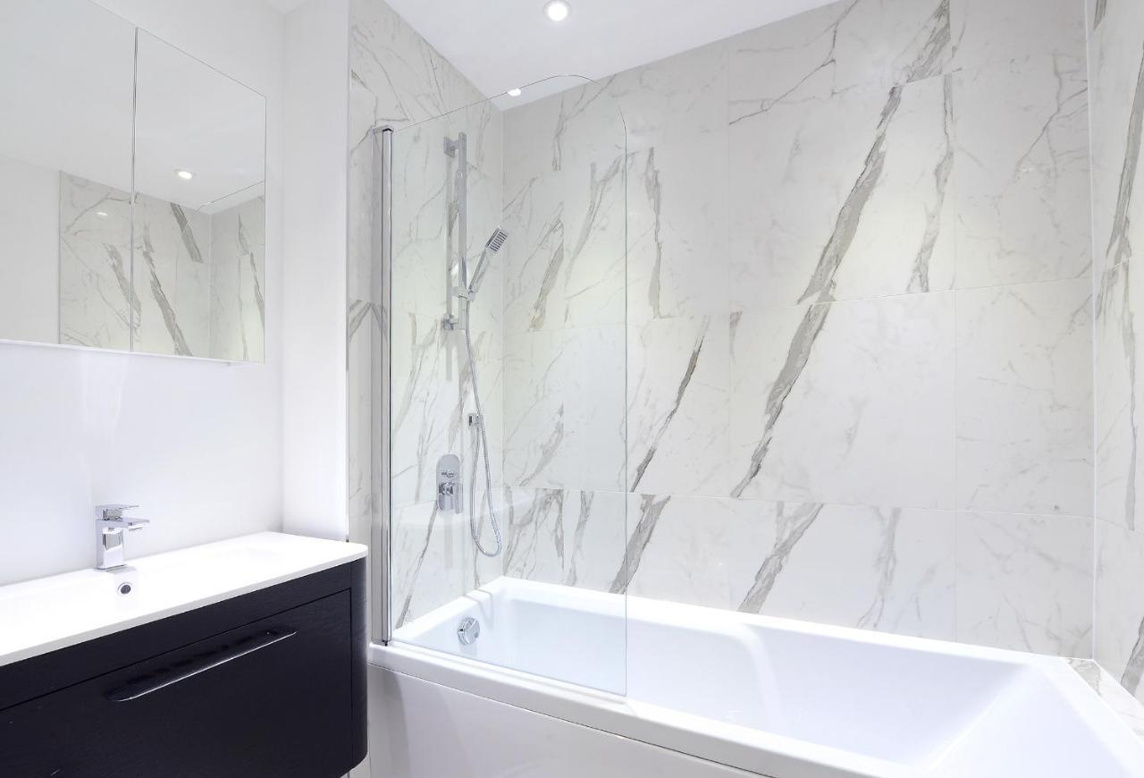 Somerset Court Kensington Apartment *