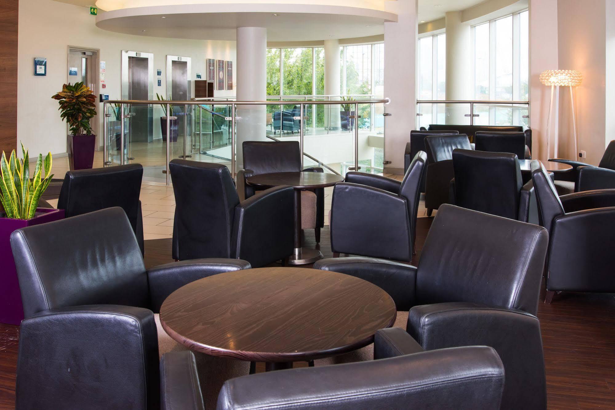 Holiday Express Greenwich By Ihg Hotel