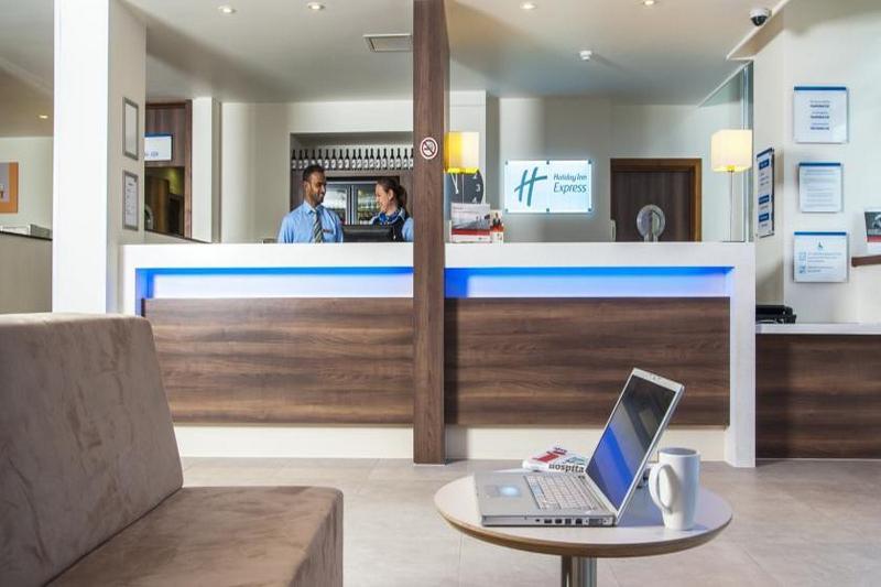 Holiday Express - Vauxhall Nine Elms, An Ihg Hotel 3*