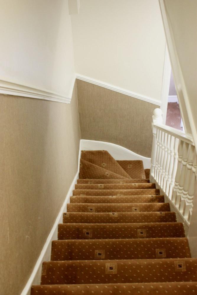 The Park Hotel 2*