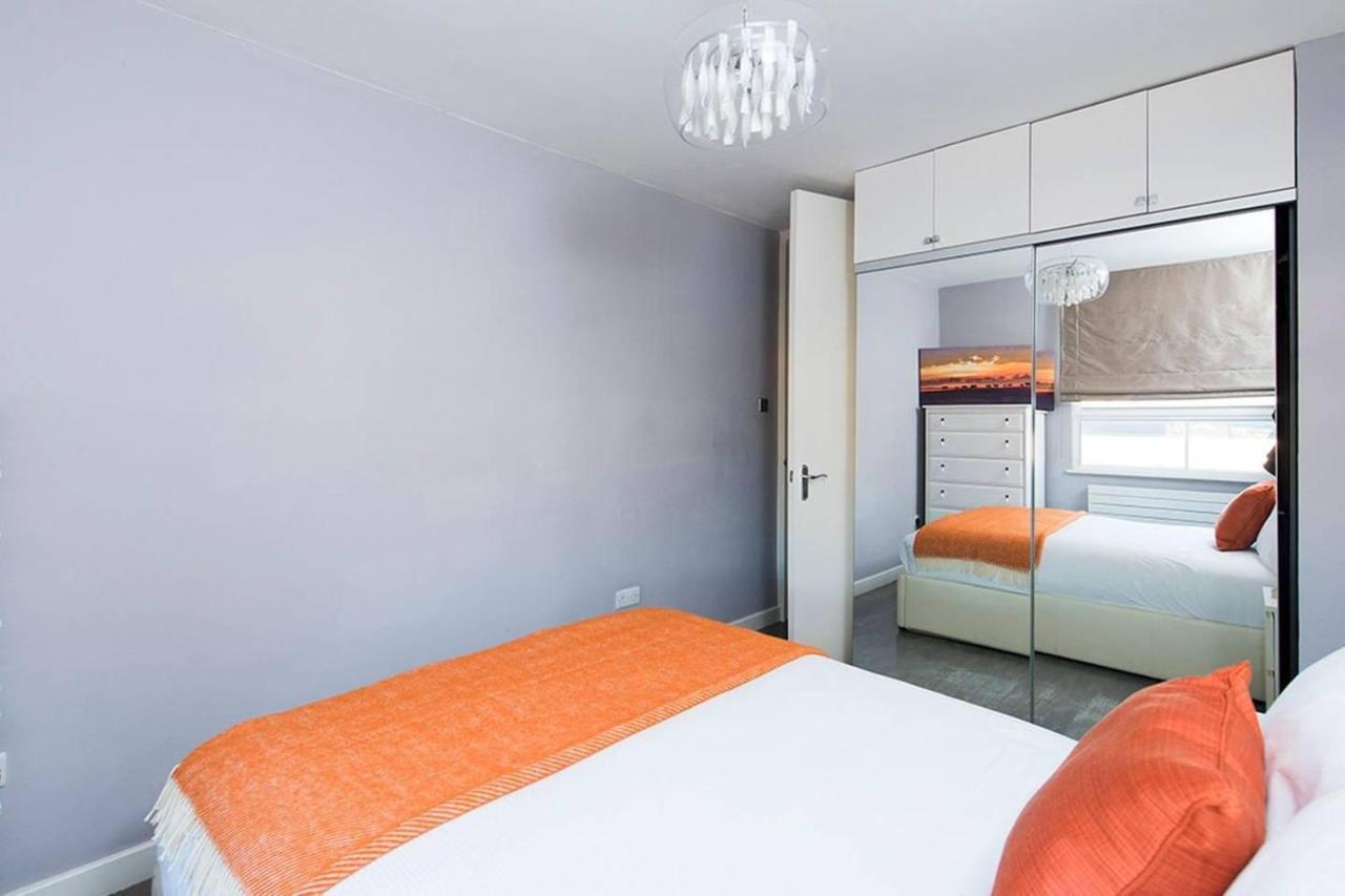 2 Bedroom Landward Court *